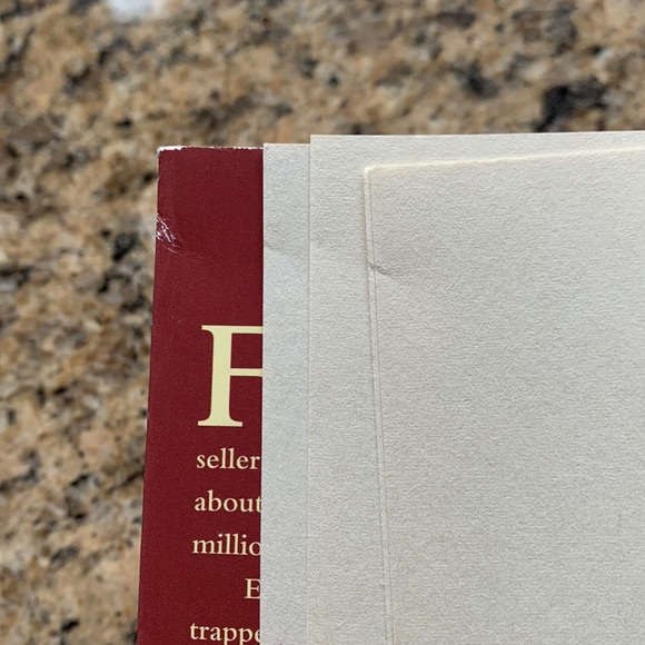 THE FIVE PEOPLE YOU MEET IN HEAVEN BY MUTCH ALBOM - Picture 4 of 7